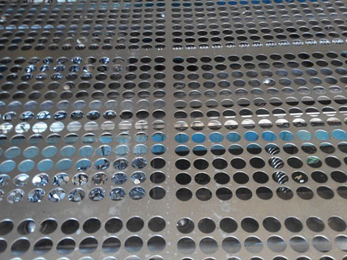 鐵板衝孔網（wǎng）